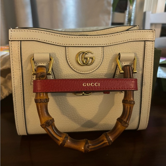 GUCCI DIANA MINI TOTE BAG - Picture 3 of 5